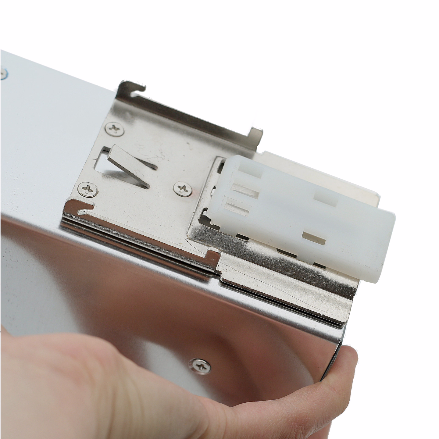 Источник питания INNOCONT на DIN-рейку, -10 +50С, IP20, вход: 220VAC, 1.6А, выход: 120W, 24VDC, 5A, типы защиты: КЗ, перегрузка, перенапряжение SB-D-120-24