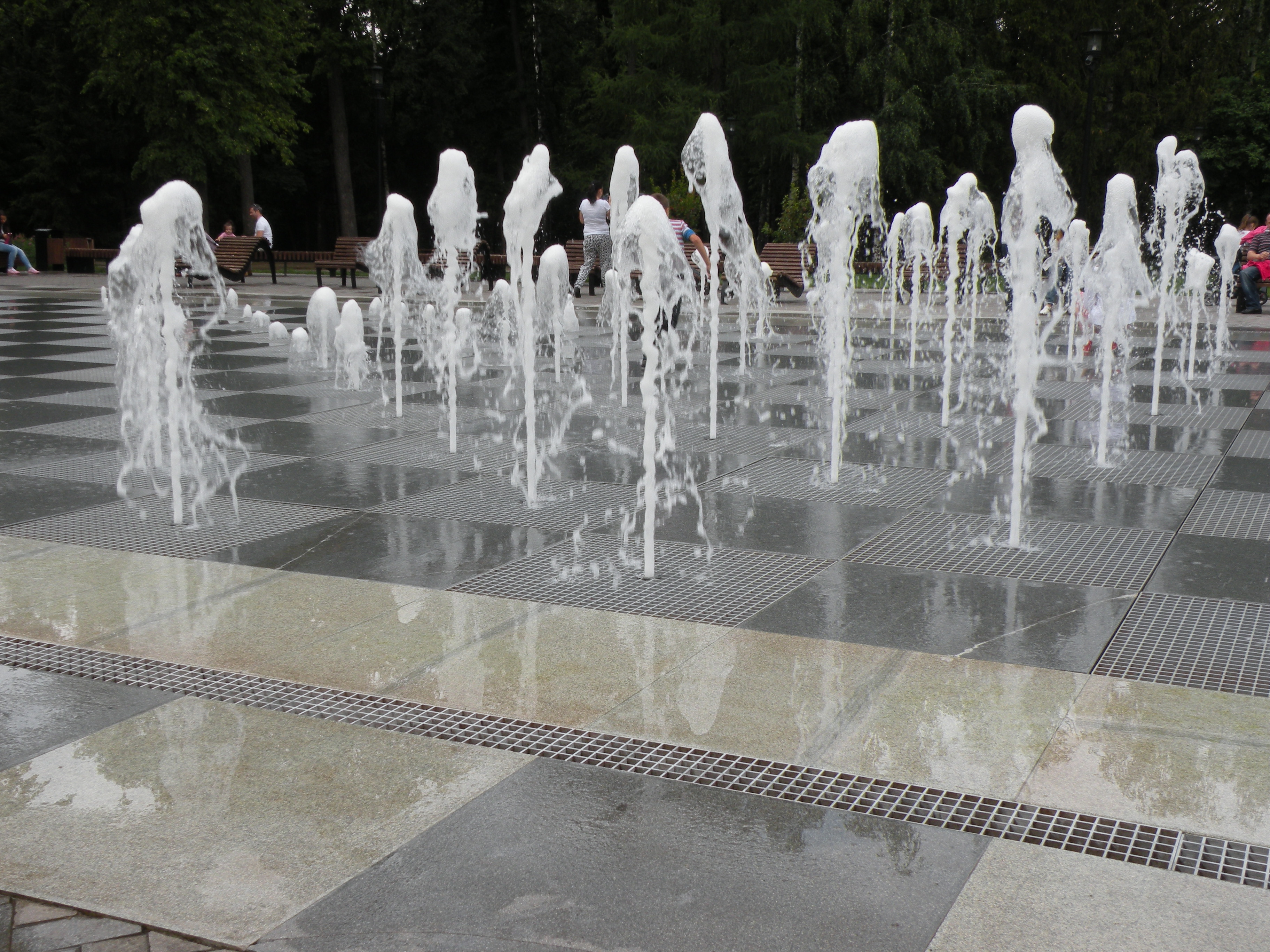 Пример применения преобразователя частоты INNOVERT серии IPD в системе управления городским фонтаном