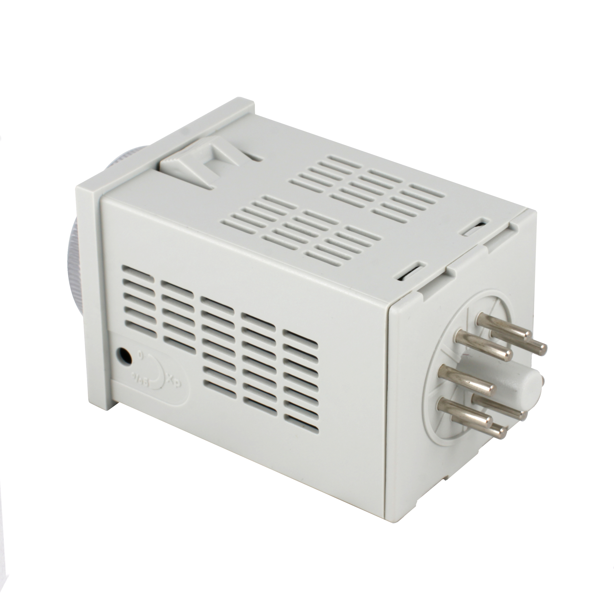 Температурный контроллер INNOCONT с аналоговым управлением, 48х48х82 мм,вход Pt100, 0...400C, выход реле, ON/OFF, 230VAC, электросоединение под розетку 8pin