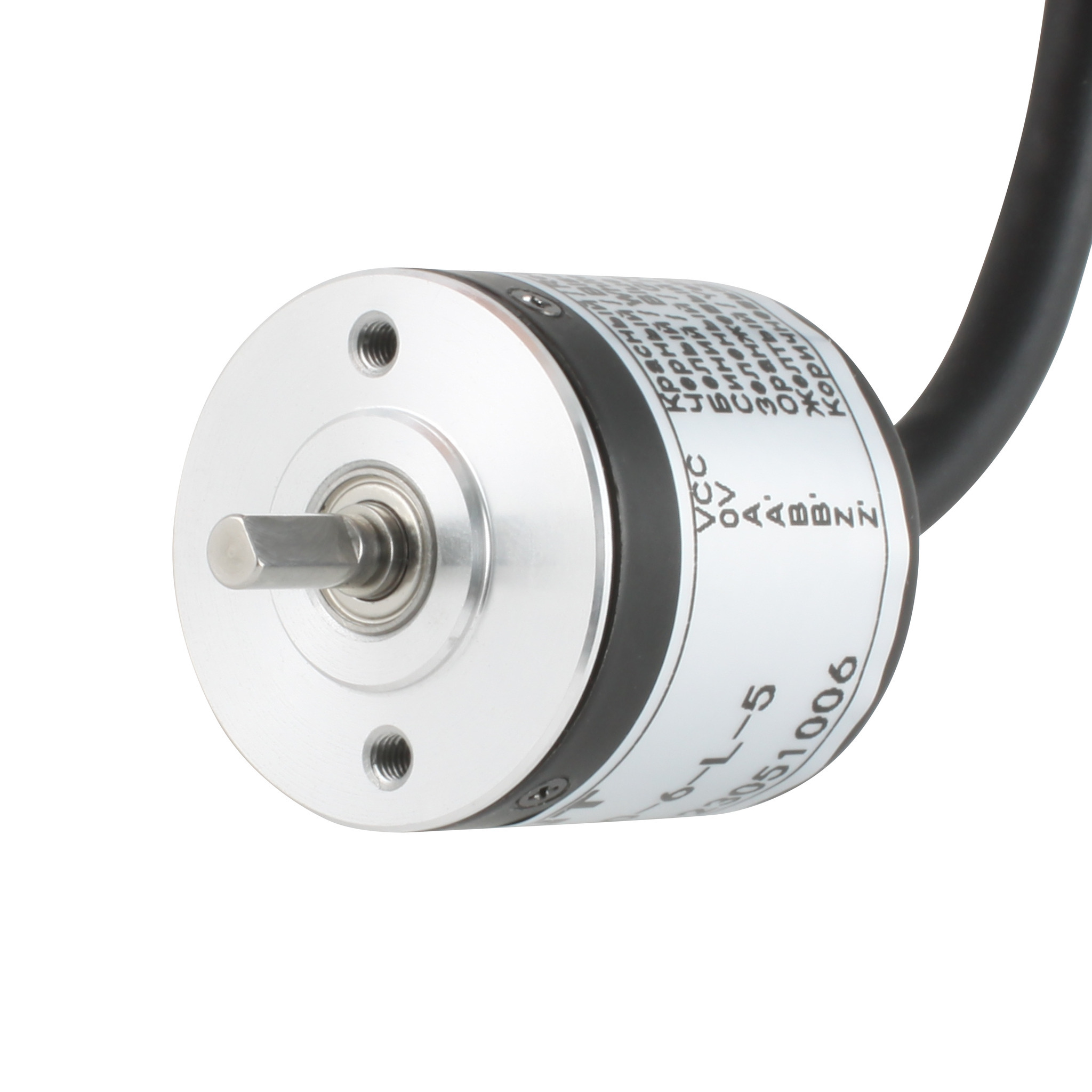 Инкрементальный энкодер INNOCONT D=30мм, выступающий вал 4мм, 500 имп/об, 24VDC, выход HTL, IP54, -20…+80°C, аксиальный кабель 2м